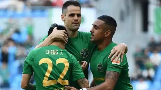 浙江新晋国脚确定西甲留洋，俱乐部已同意转会请求