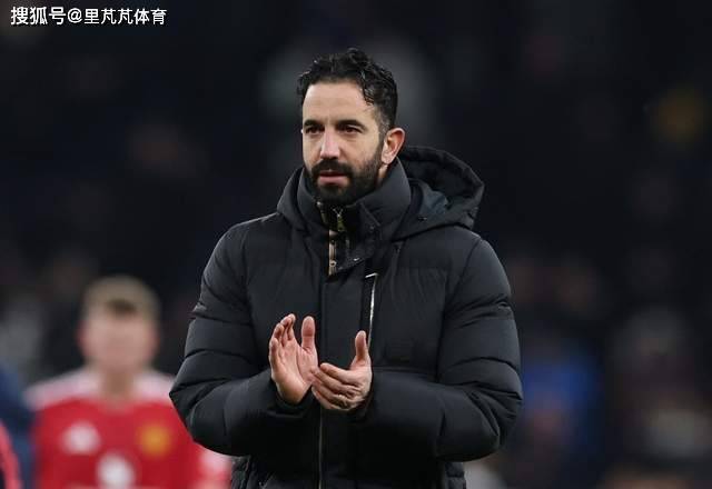 一买毁全部？滕哈格狂花5亿，如今却导致曼联“坏账”制约阿莫林